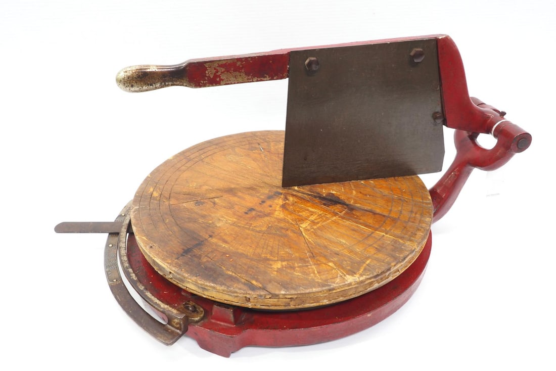 Country store countertop cheese cutter (1 of 3)