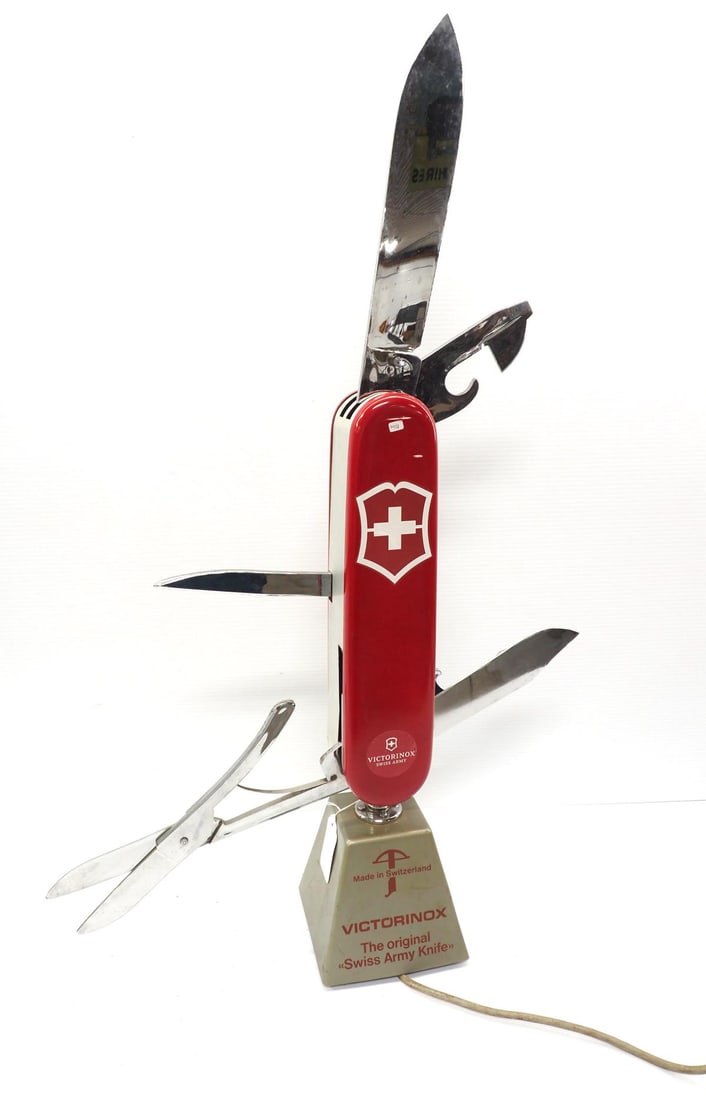 Victorinox display store