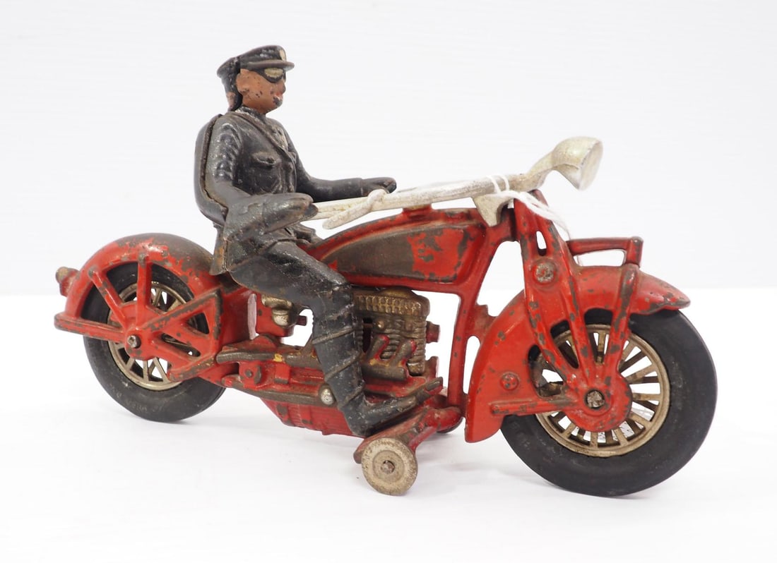 Hubley Indian motorcycle with driver (1 of 4)