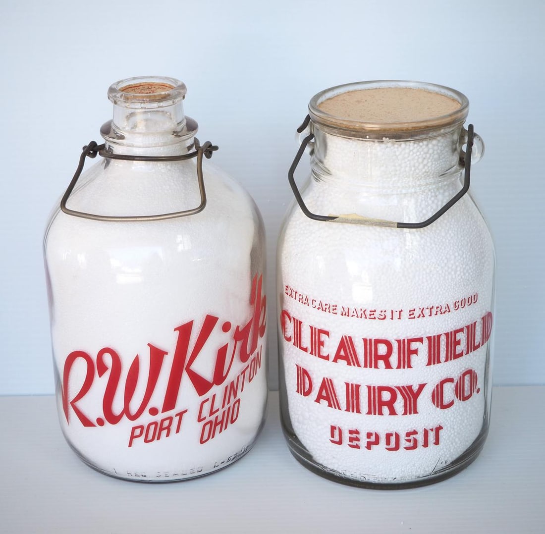 (2) 1 gallon milk bottles (1 of 2)