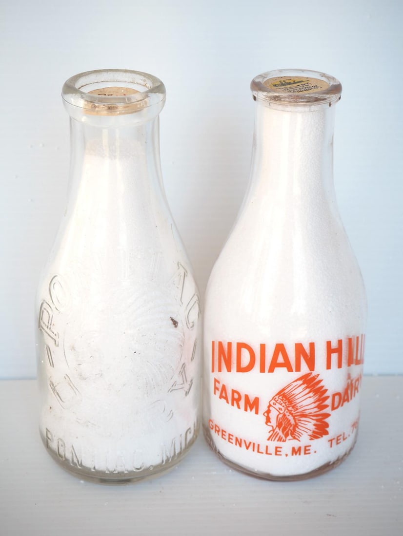 (2) 1 quart milk bottles (1 of 2)