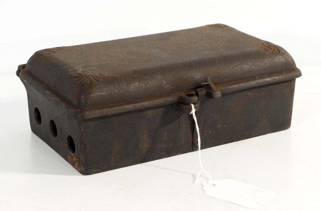 Cast Iron Tool Box With Fancy Lid & Latch For Lid Auction