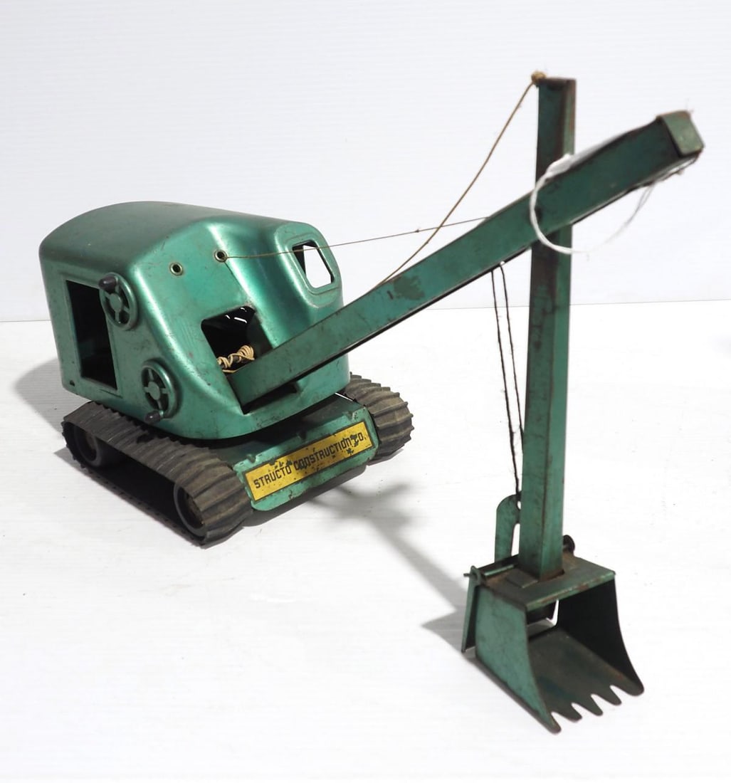 Structo Construction Co. digger (1 of 3)