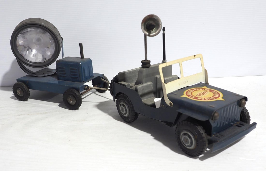 Lumar US Armed Forces Jeep Mobile Radar (1 of 5)