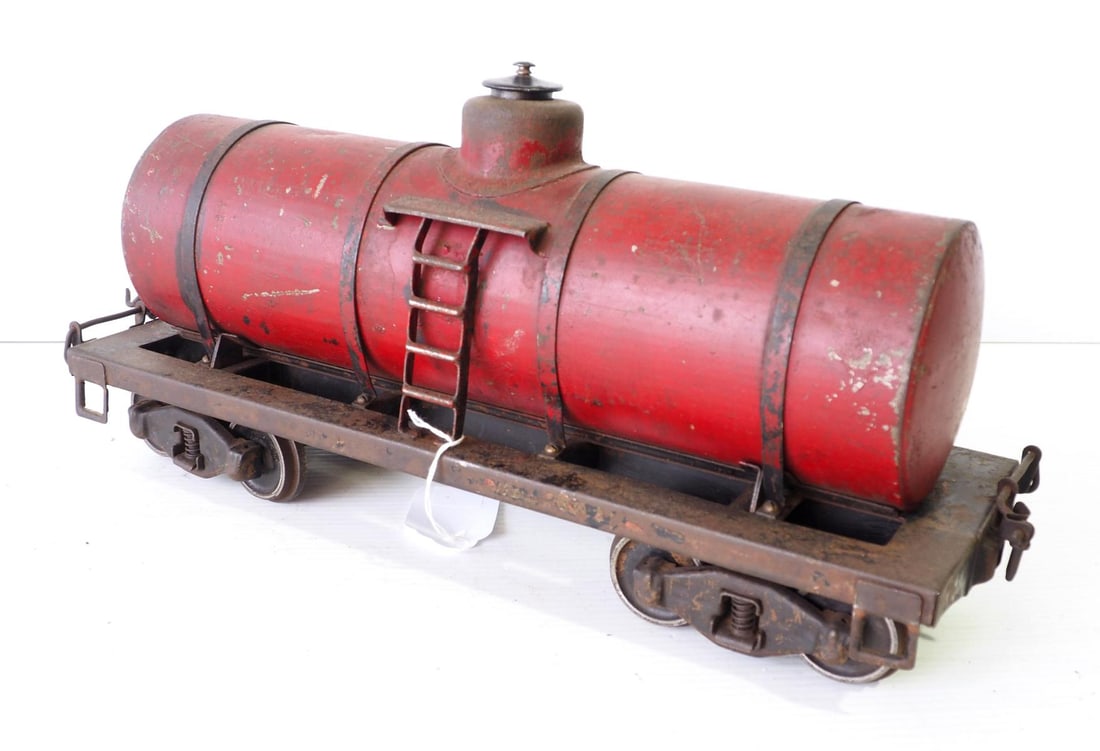 Buddy L garden size train oil car (1 of 4)