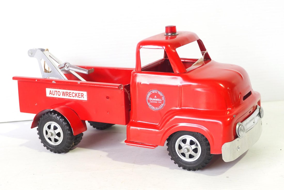 Dunwell Auto wrecker (1 of 4)