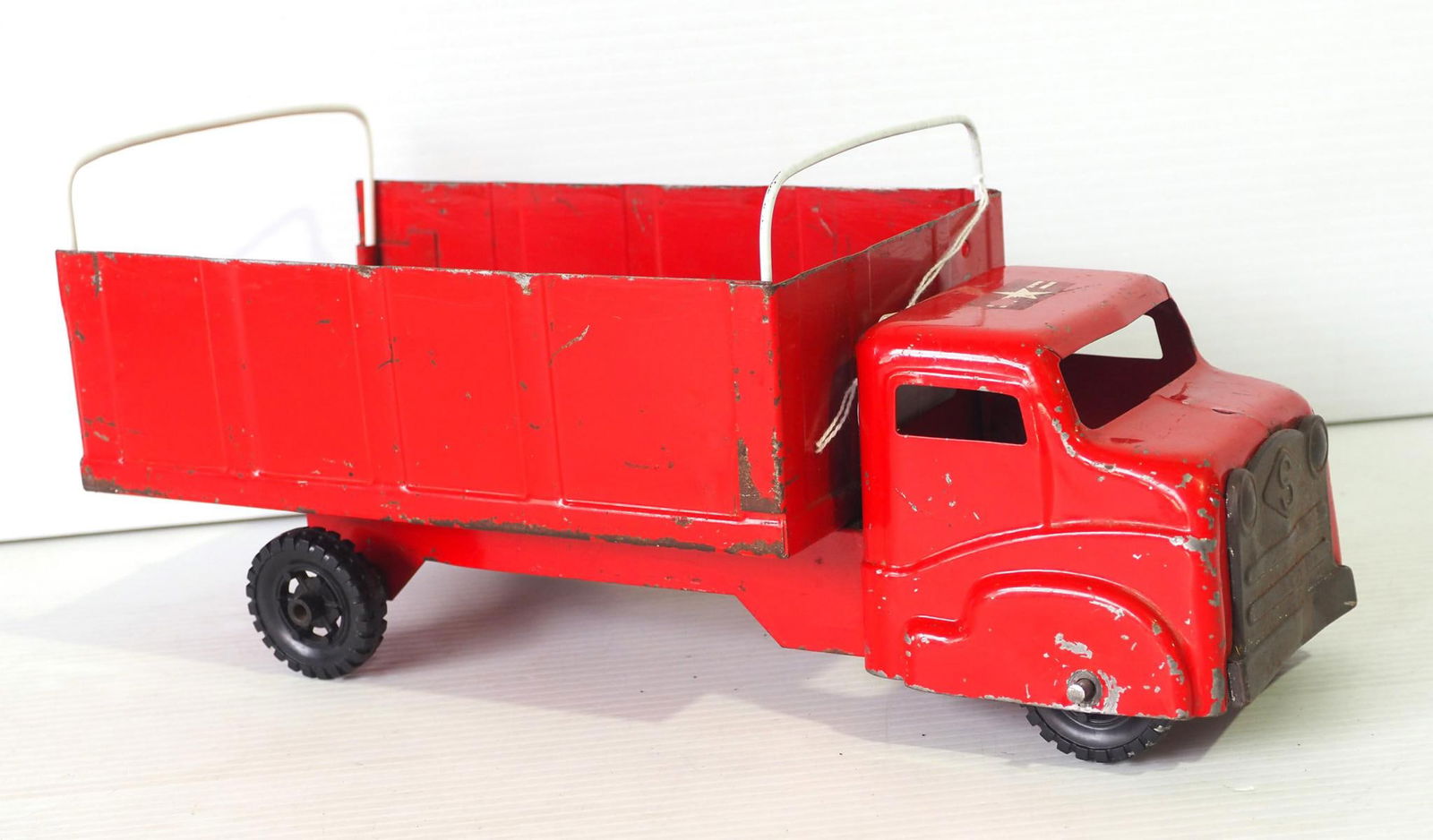 Structo hauler truck (1 of 4)