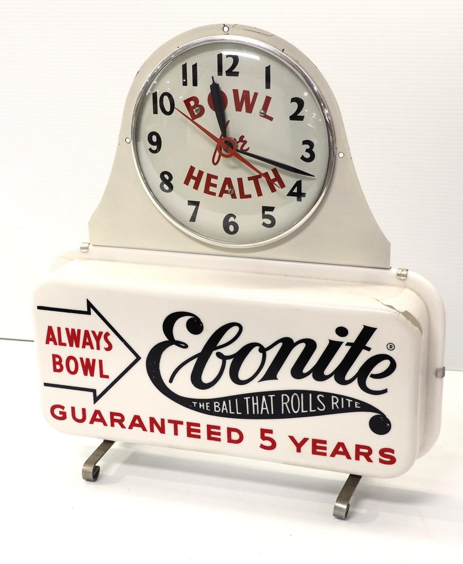 Ebonite Bowling Balls lighted clock (1 of 5)