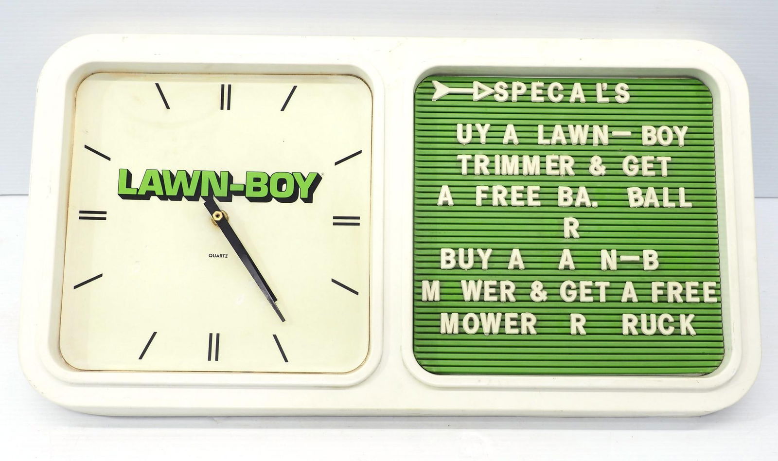 Lawn Boy Mowers lighted clock (1 of 2)