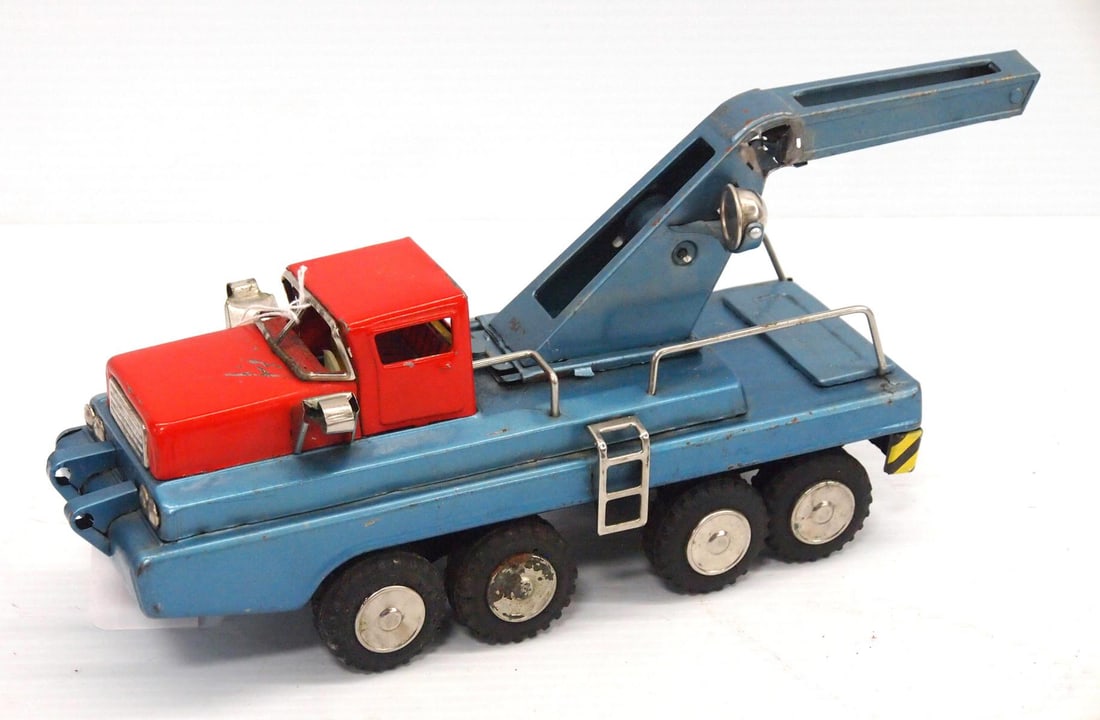 SSS International tin wrecker: SSS International tin wrecker - Good