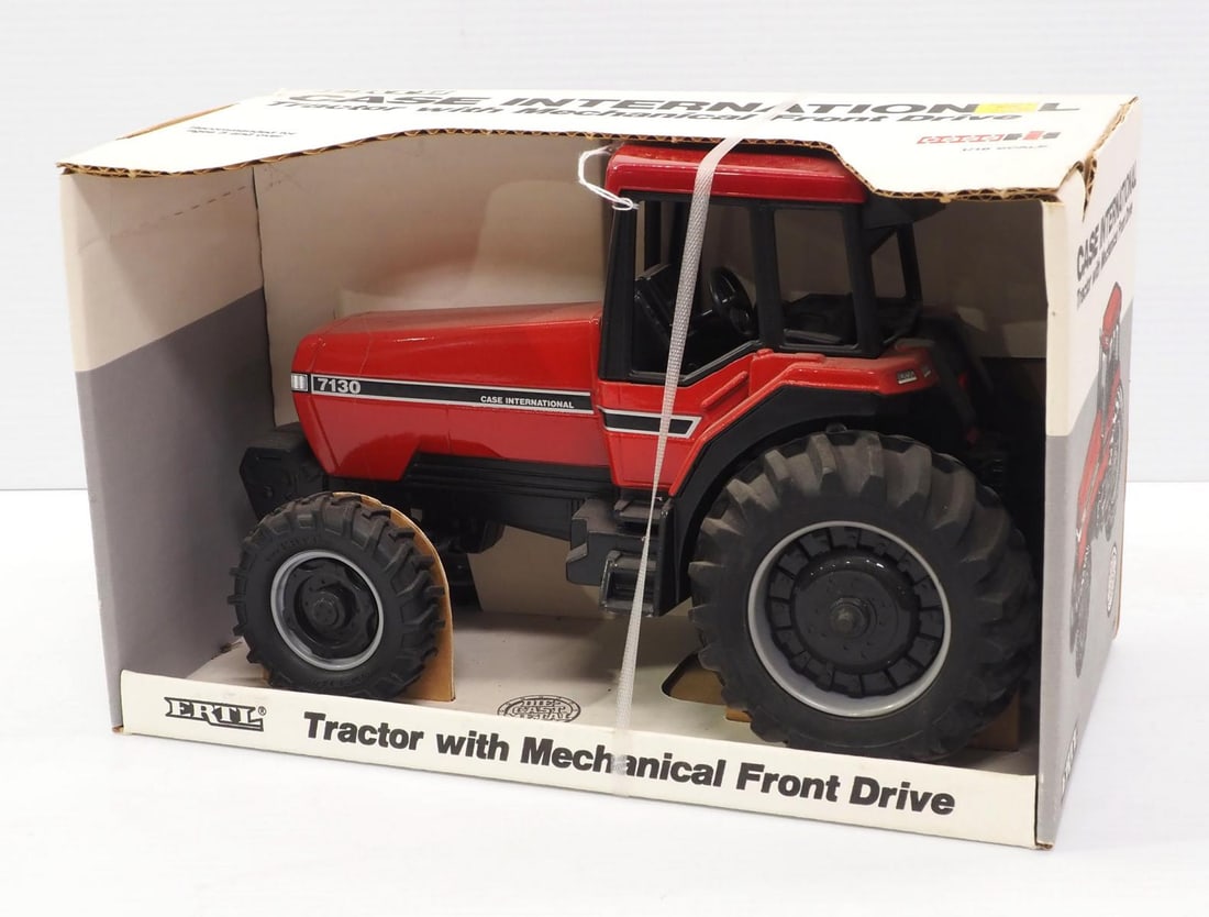 Ertl Case IH 7130 Tractor (1 of 2)