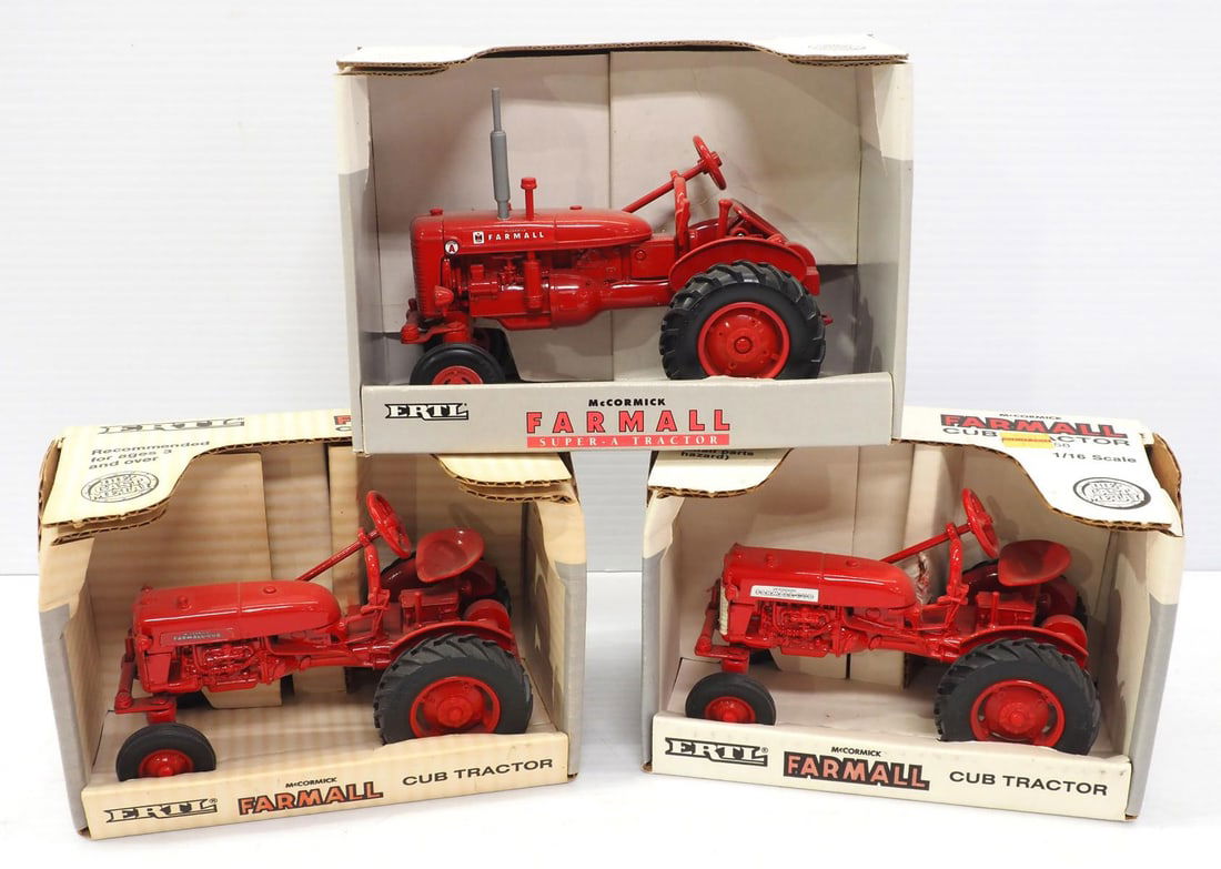 (3) Ertl Farmall Tractors (1 of 2)
