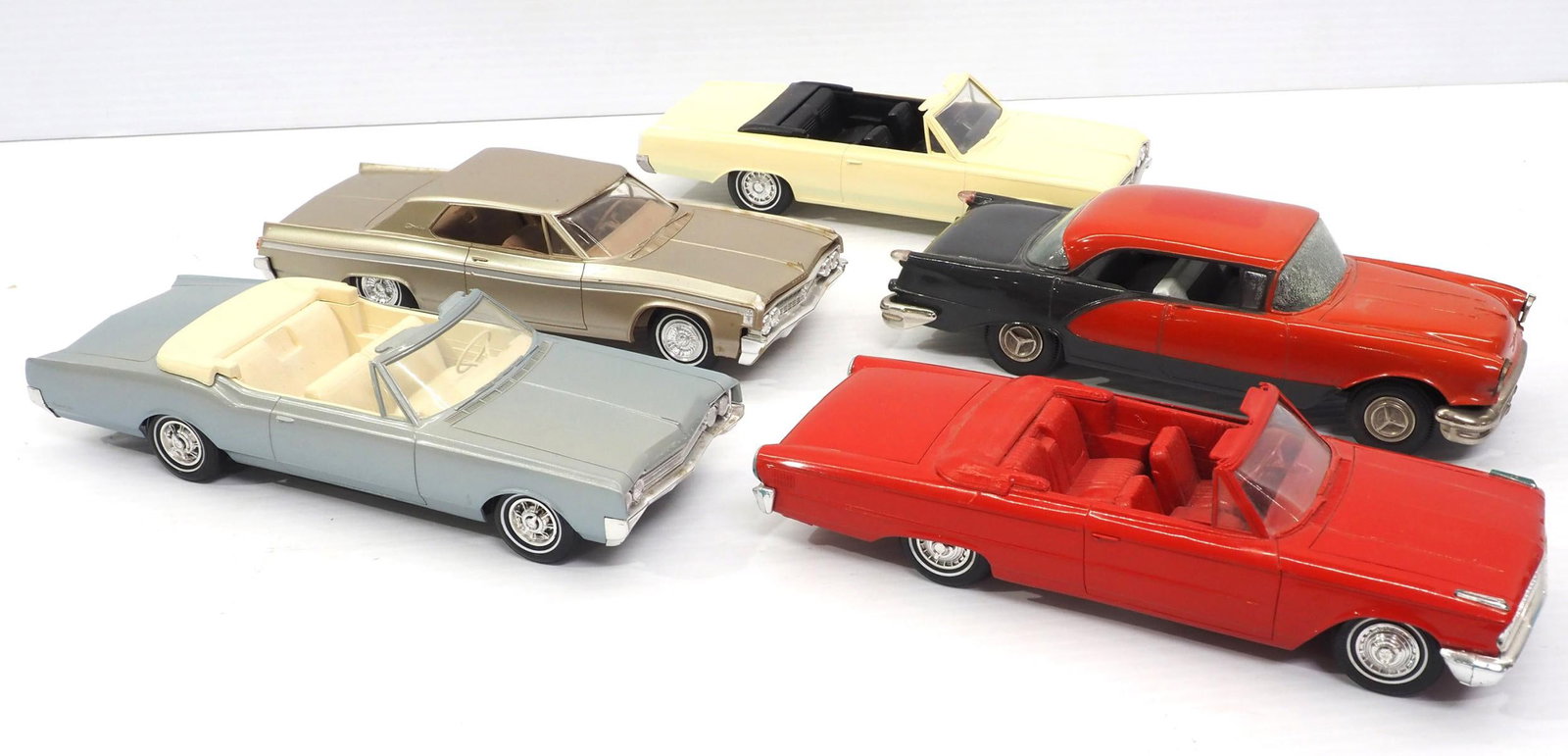 (5) Promo Cars: (5) Promo Cars: Holiday / Cutlass / Starfire / Olds 88 / red