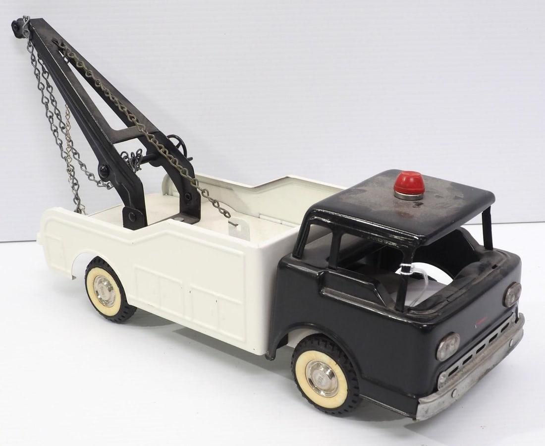 Nylint Wrecker (1 of 3)