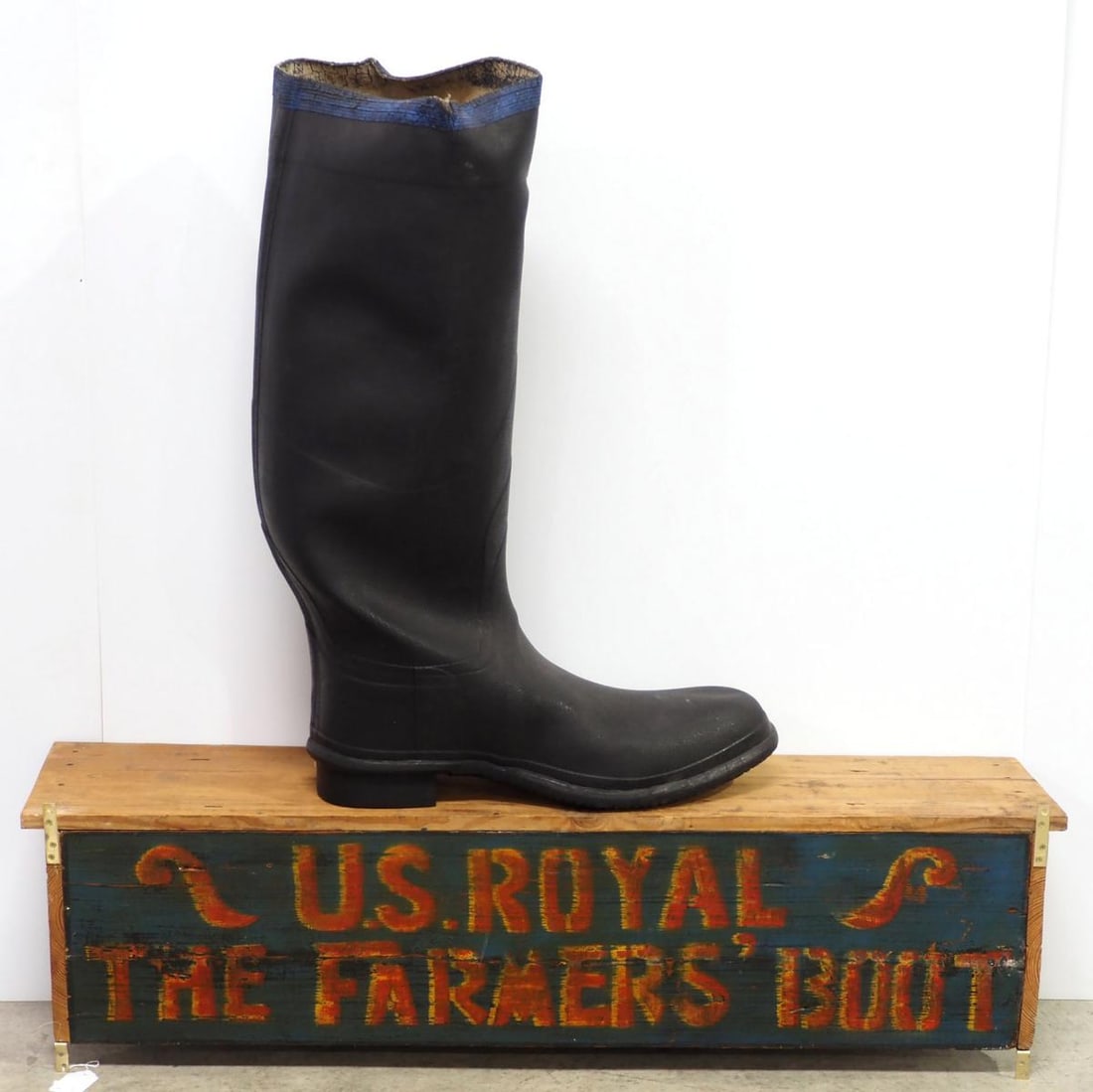 "The Farmers Boot" shelf with oversized boot (1 of 6)