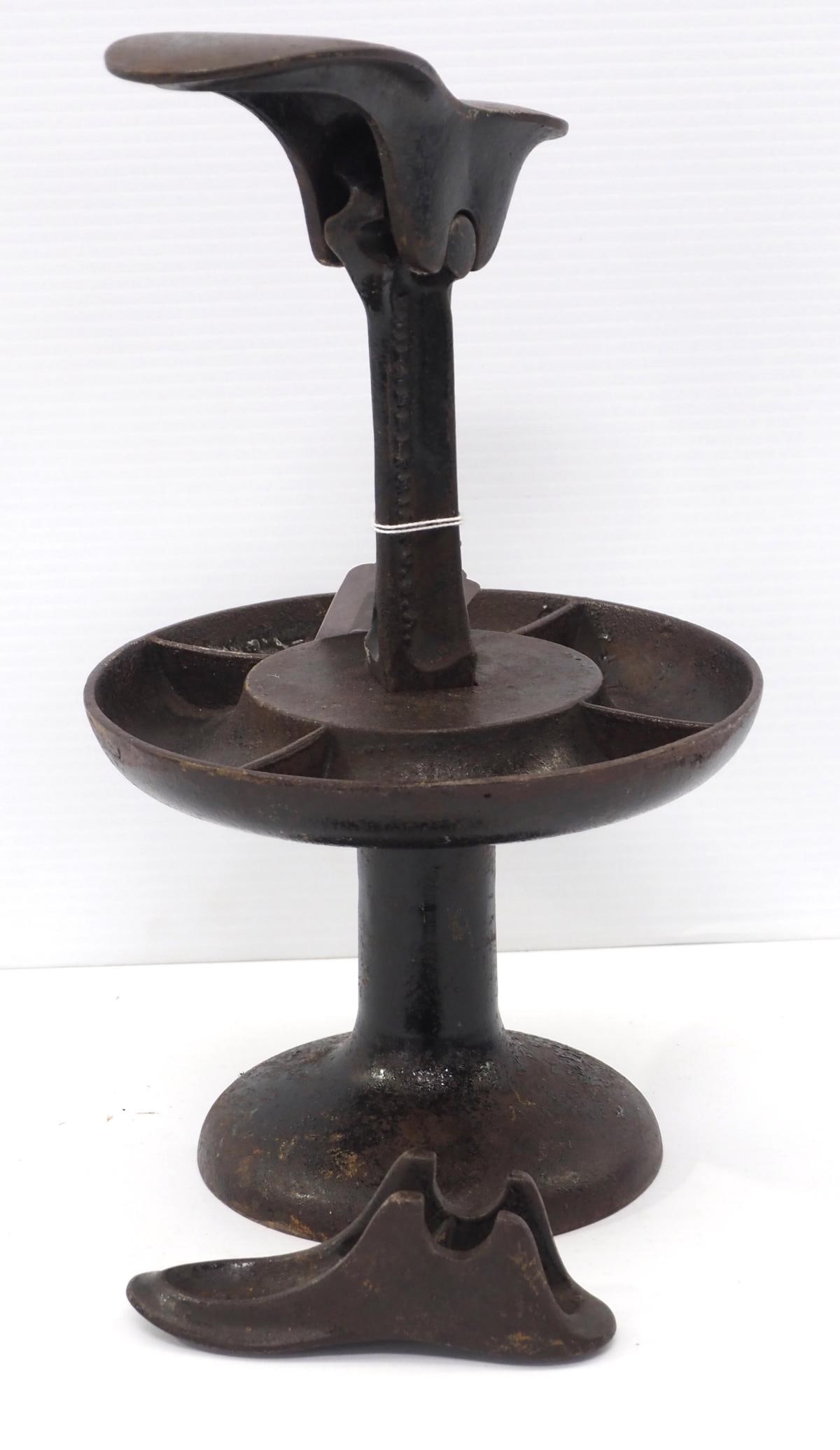Cast iron Enterprise 8" cobbler's shoe form stand (1 of 4)
