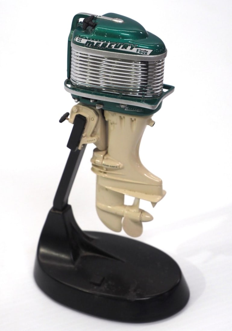 1/8 scale Green Mercury outboard boat motor: 1/8 scale model Green Mercury outboard boat motor with stand by Kiekhaefer