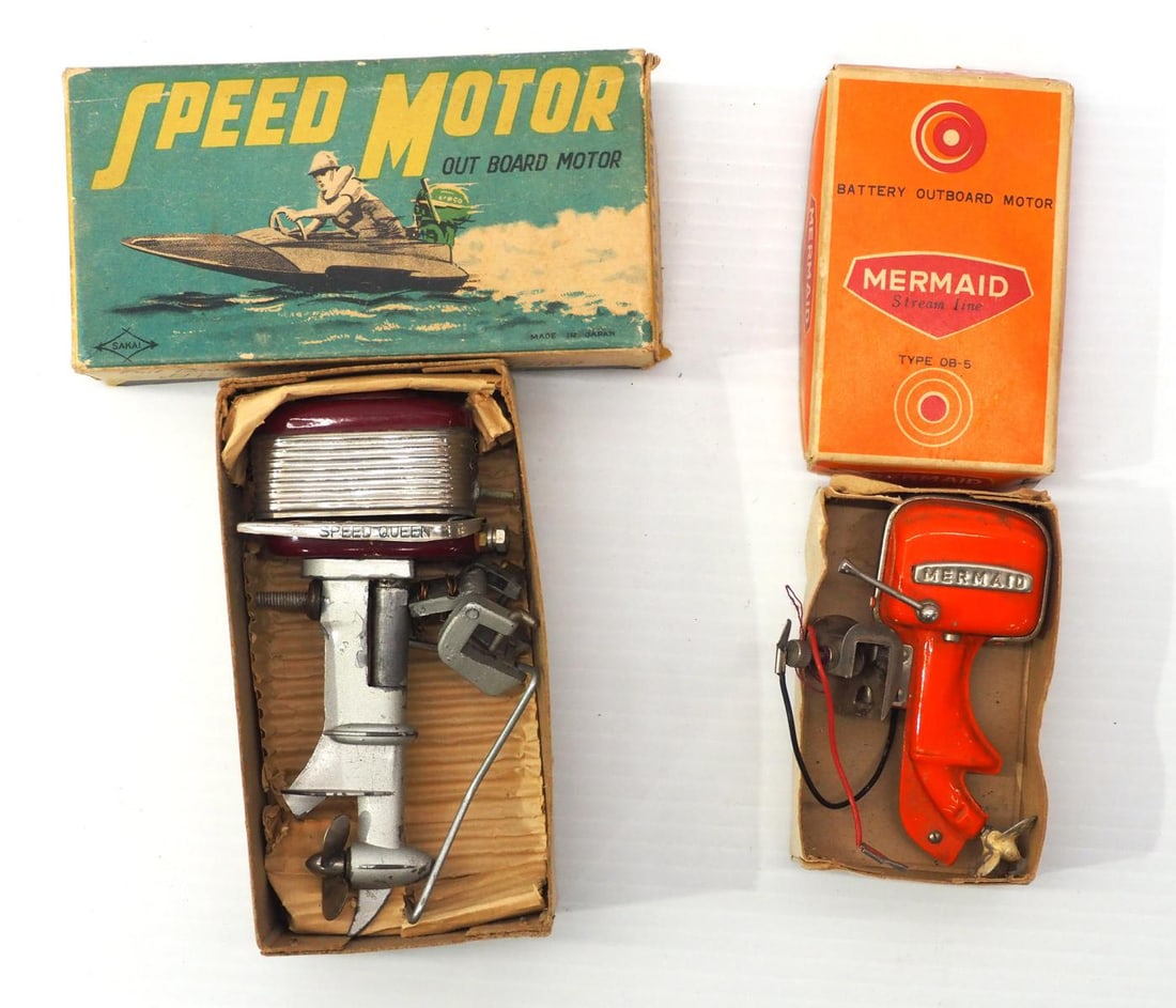 (2) Battery-powered toy boat motors (1 of 5)