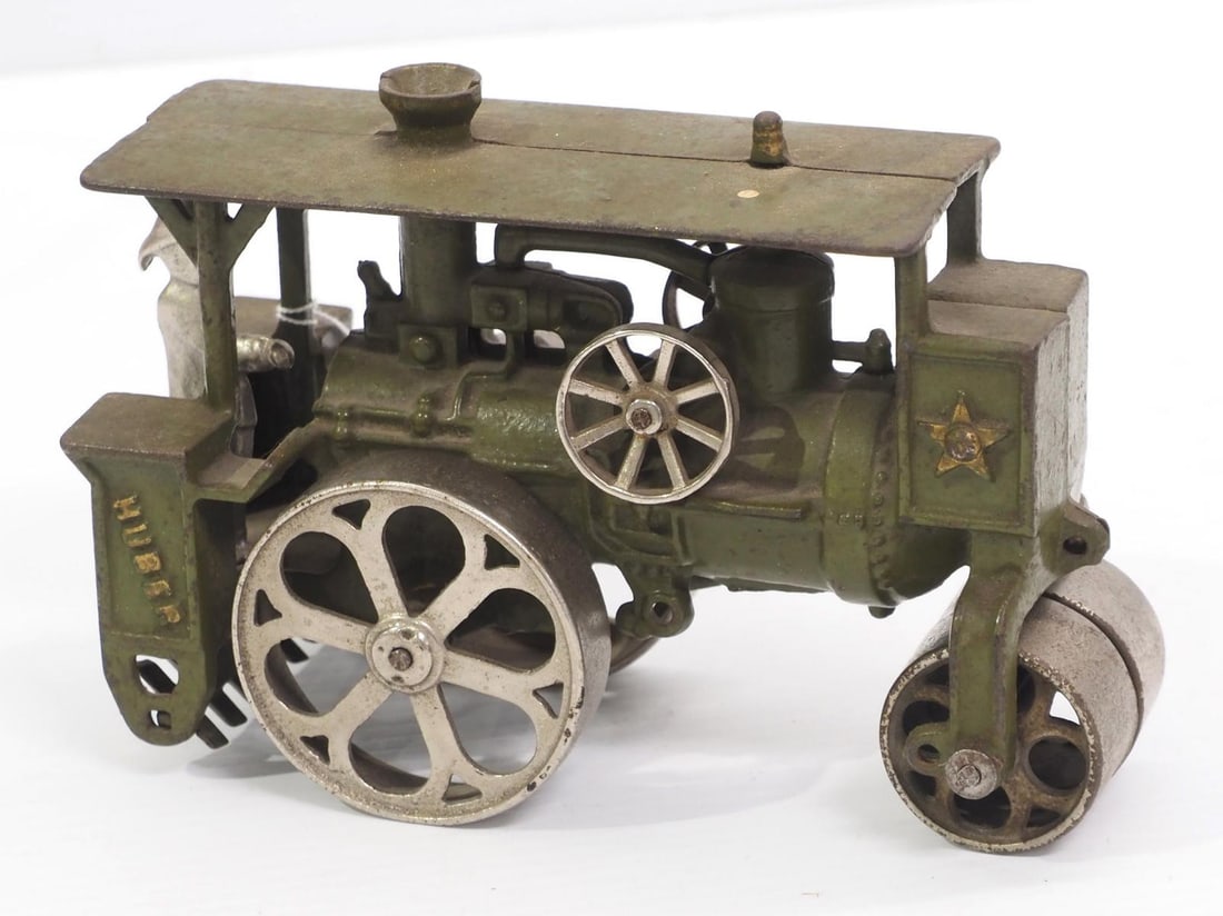 Hubley Huber cast iron steam engine toy (1 of 4)
