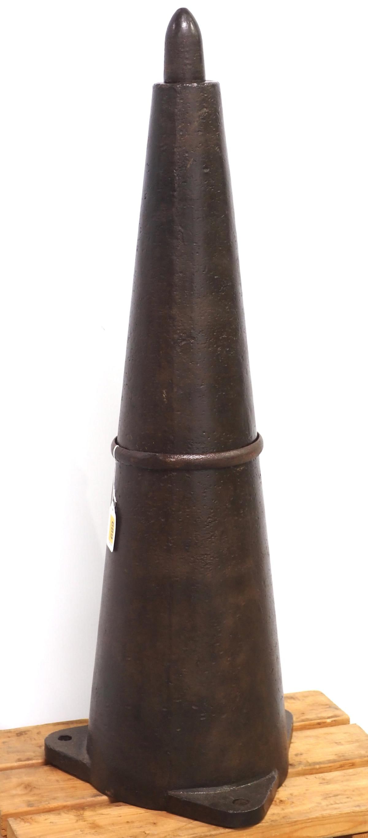 Cast iron cone anvil (1 of 2)
