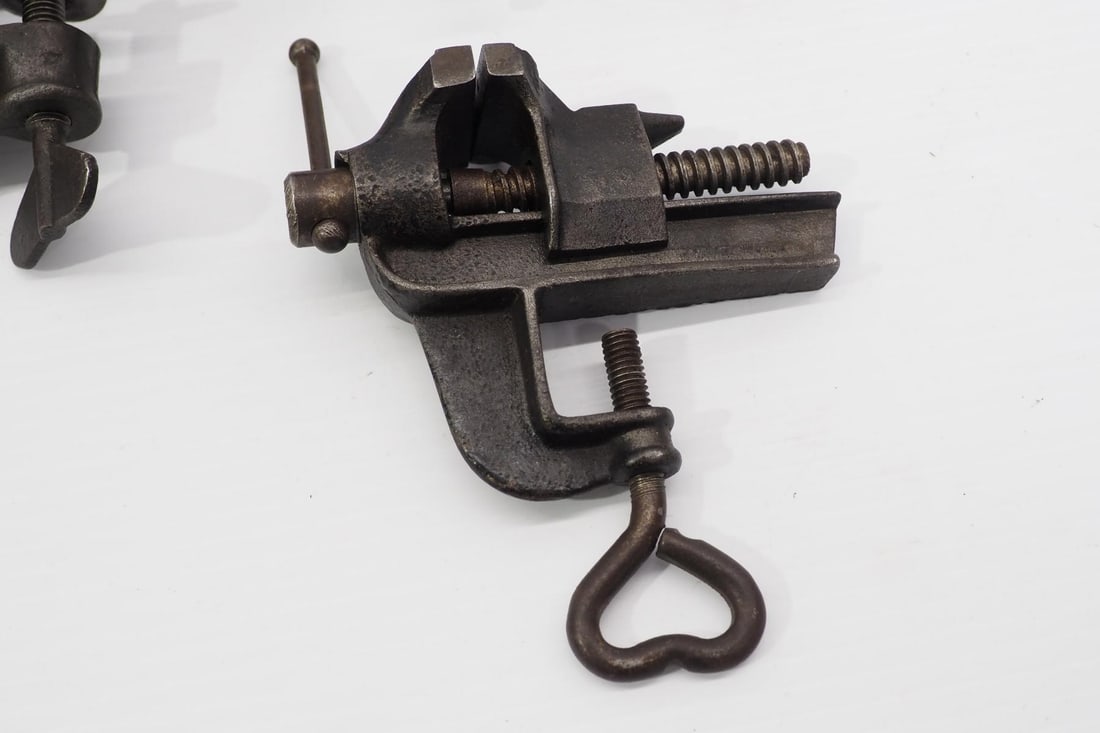 (3) Small vises - 3