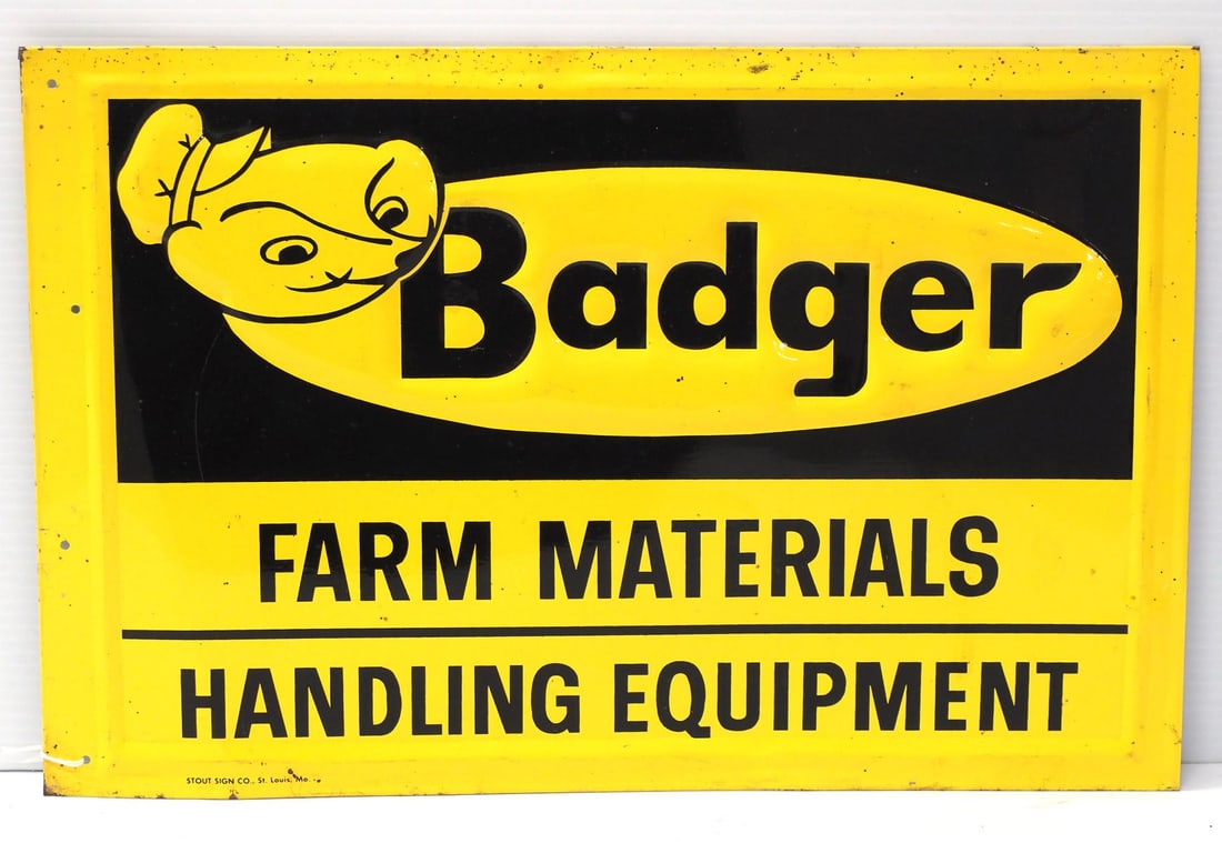 Badger Farm Materials sign (1 of 3)