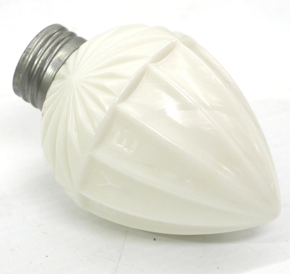 White milk glass Hawkeye lightning rod pendant: White milk glass Hawkeye lightning rod pendant - * * This lot will be delivered to the UPS Store for professional packing and shipping.