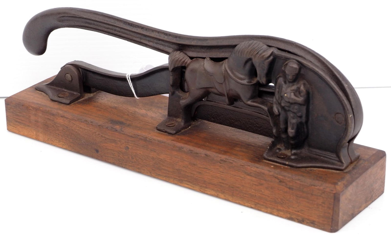 Very cool tobacco cutter (1 of 3)