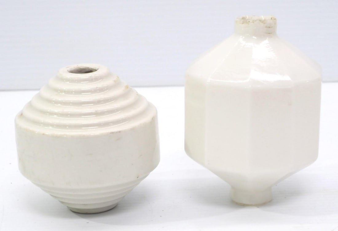 (2) White lightning rod balls (1 of 3)