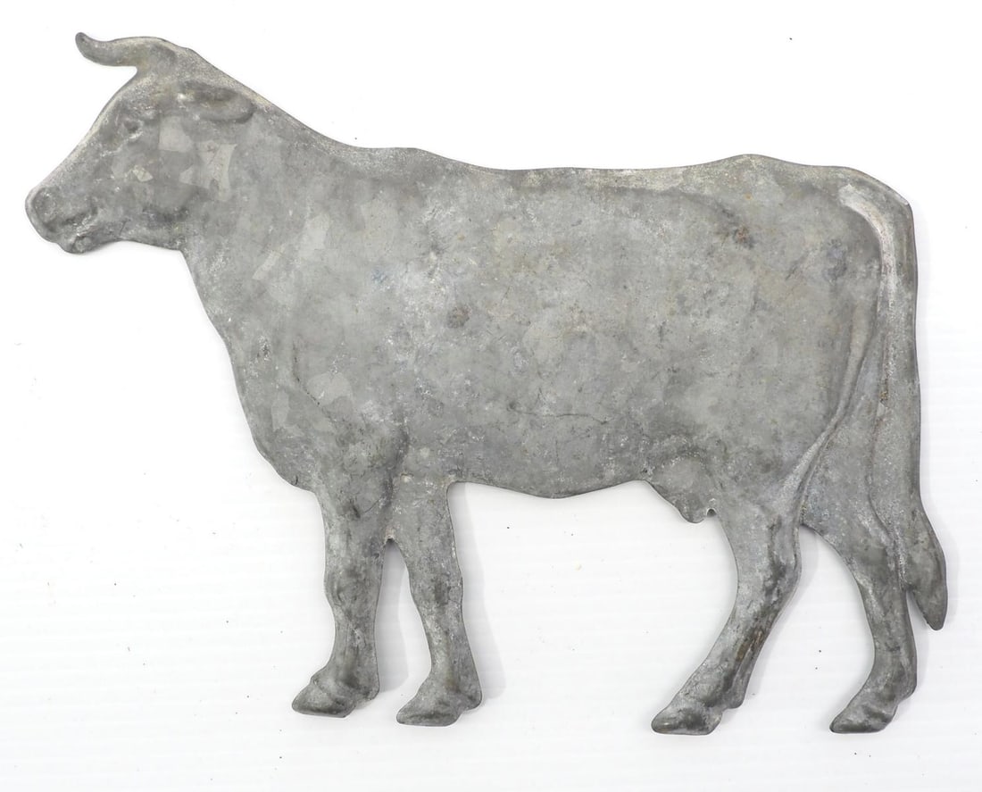 Half a tin horned cow lightning rod weathervane (1 of 2)
