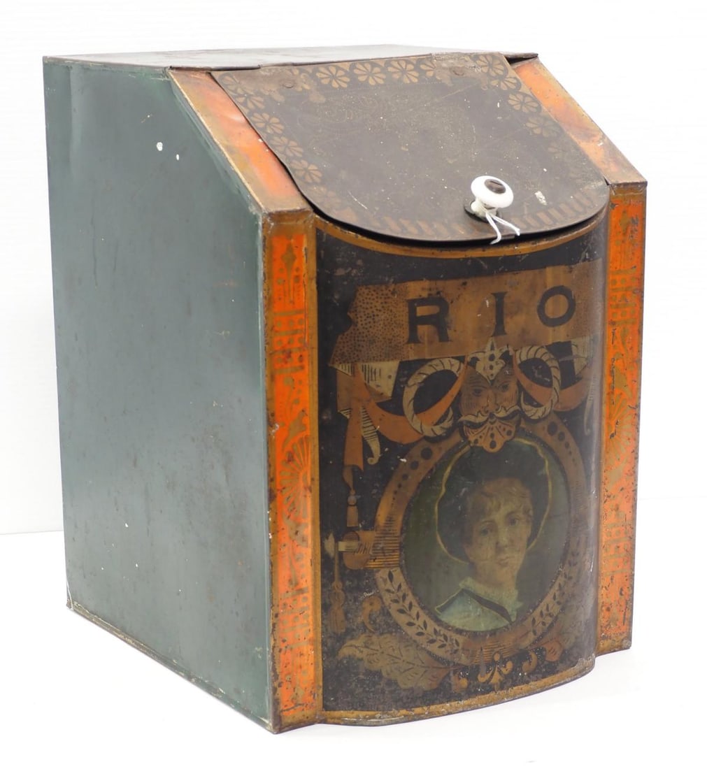 Large tin country store Rio tea canister (1 of 3)
