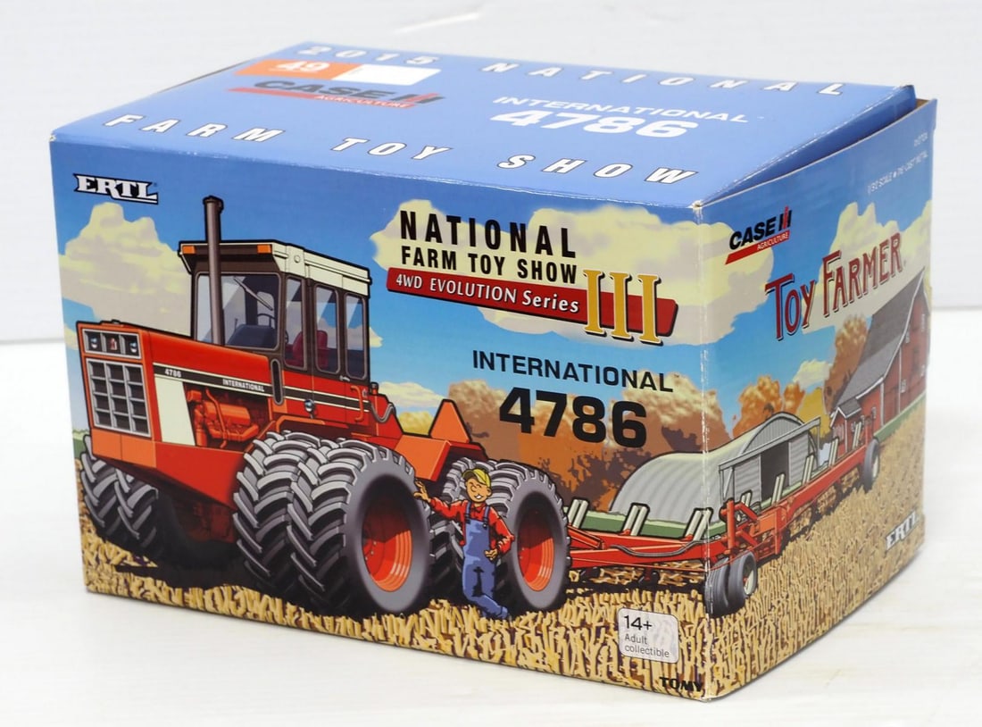Ertl Toy Farmer International 4786 Tractor: 1:32 scale Ertl Toy Farmer International 4786 Tractor, 2015 National Farm Toy Show - NIB