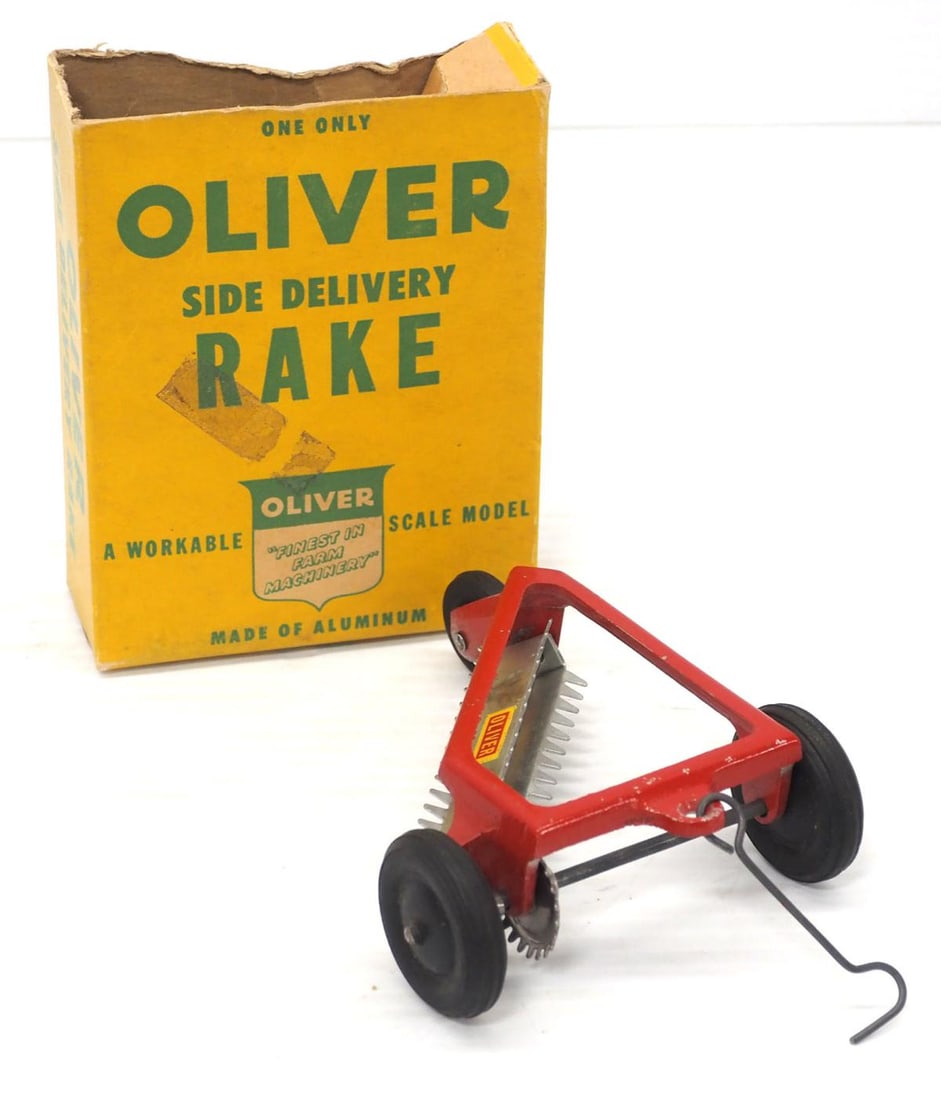 Slik Oliver Side Delivery Rake with original box (1 of 3)
