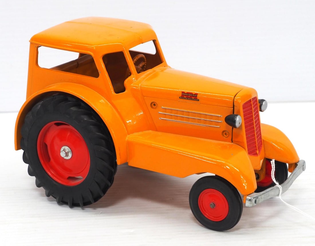 Minneapolis Moline UDX Tractor (1 of 4)