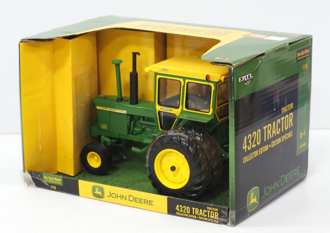 Ertl John Deere 4320 Tractor (1 of 2)