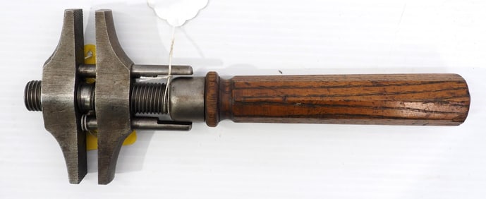 Peugeot double-bit screw-adjust coach wrench