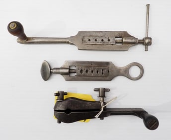 (2) Threading dies & Adjustable drill bit handle