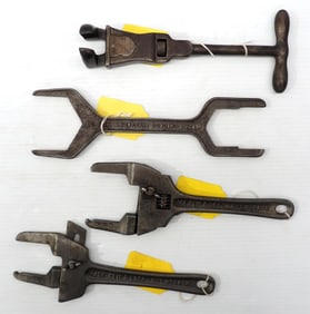 (4) Basin wrenches