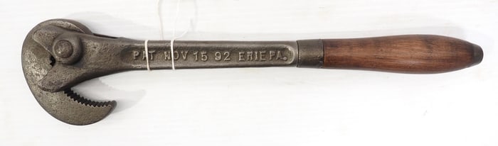 Hollands Mfg. quick-adjust pipe wrench