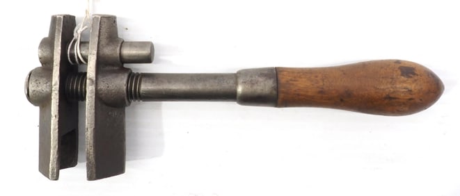 Mitchell screw-adjust buggy wrench