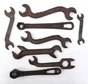 (8) Cast iron wrenches