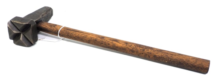 Hammer for sharpening stone cutting