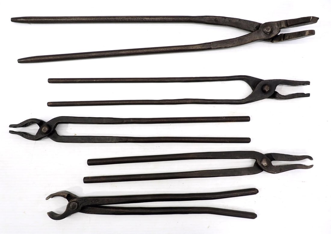 (5) Blacksmith tongs (1 of 2)