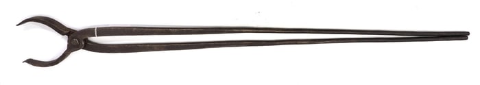 Long handle blacksmith tong