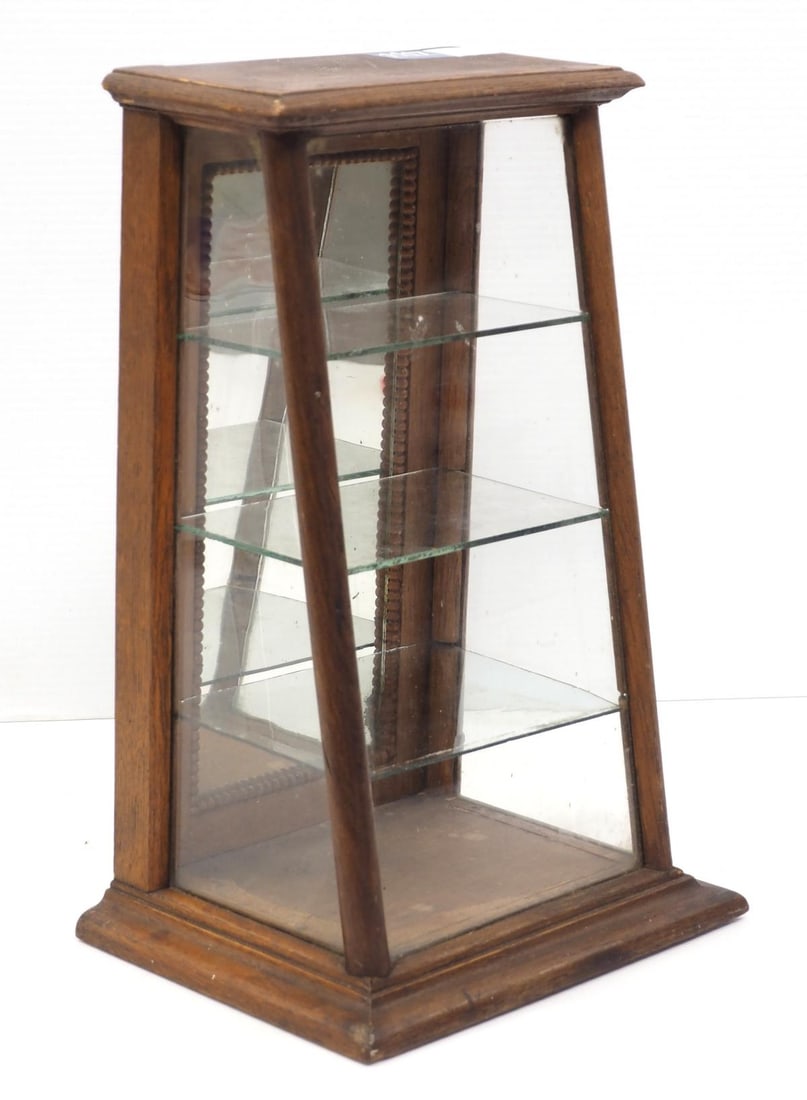 Countertop country store slant-front display case (1 of 2)