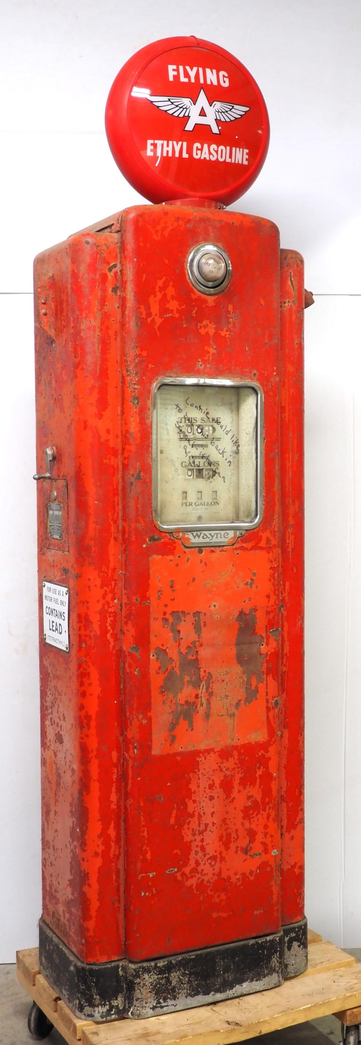 Wayne Model 70 gas pump (1 of 5)
