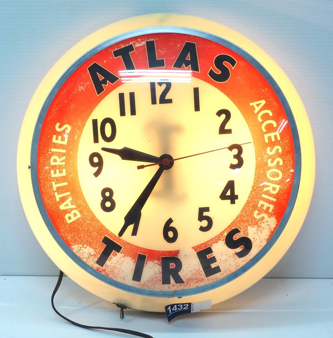 Atlas Tires electric lighted clock (1 of 2)