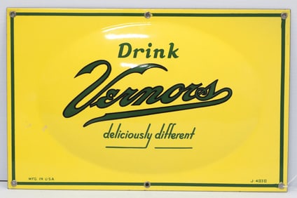 Drink Vernor's convex sign