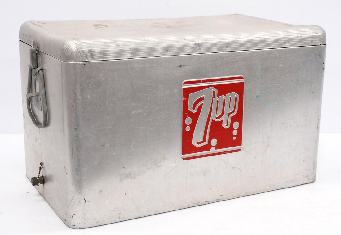 7-Up aluminum bottle cooler: 7-Up aluminum bottle cooler with inside tray, by Cronstrom's Service, Minneapolis, MN, 22"x13"x13"H - Very Good with dent in top