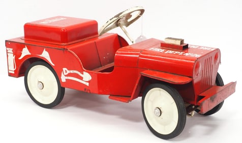 Structo Jeep Fire Dept. No.26 sit & ride truck